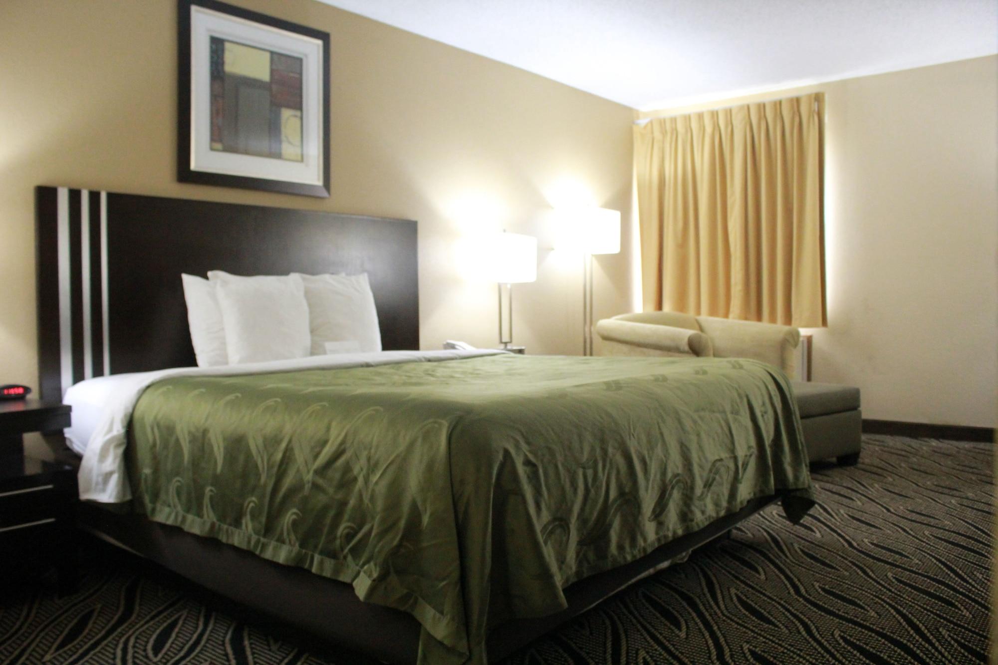Quality Inn Мерріллвілл Екстер'єр фото
